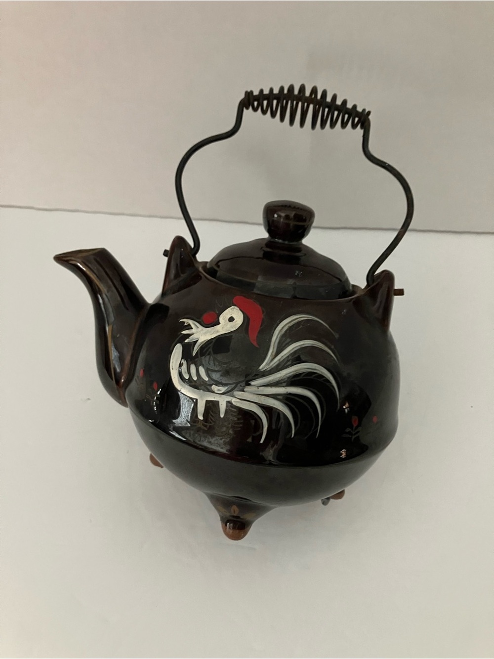 Hand-Painted Japan Ceramic Rooster Teapot Wall Pocket in Black